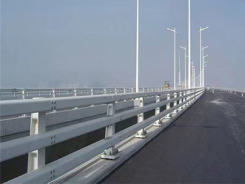 橋梁防撞護(hù)欄